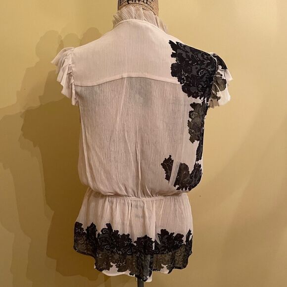 Jonathon Martin Blouse  - Picture 2 of 10